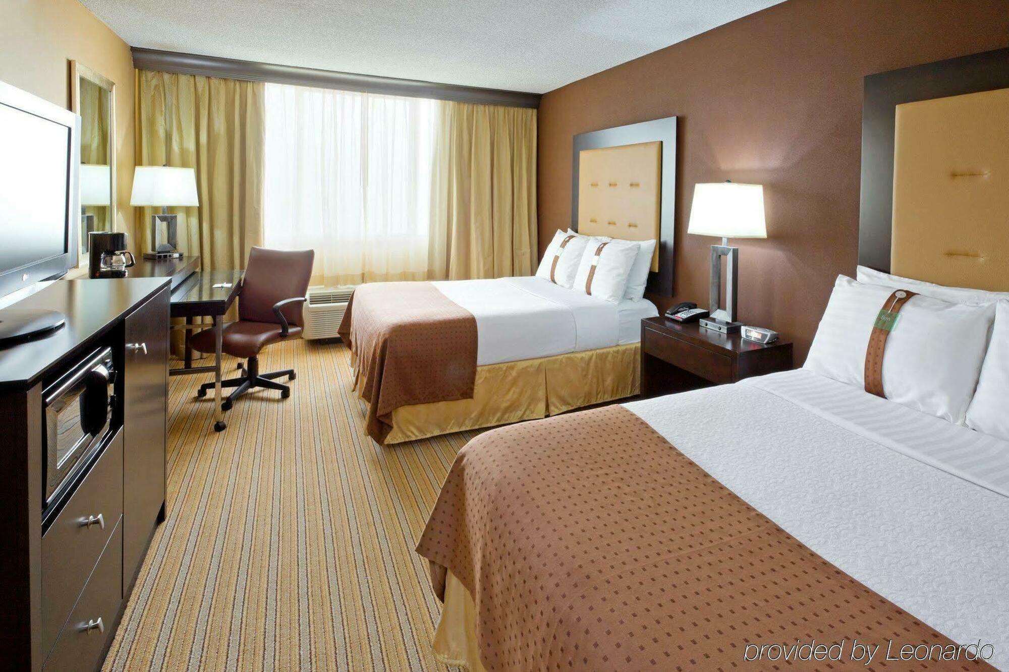 Holiday Inn & Suites Parsippany Fairfield, An Ihg Hotel Bagian luar foto